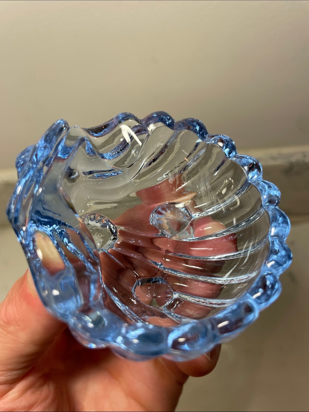 Willow Blue Caprice Shell Trinket Nut Dish Vintage Cambridge Glass 2.75” W EUC